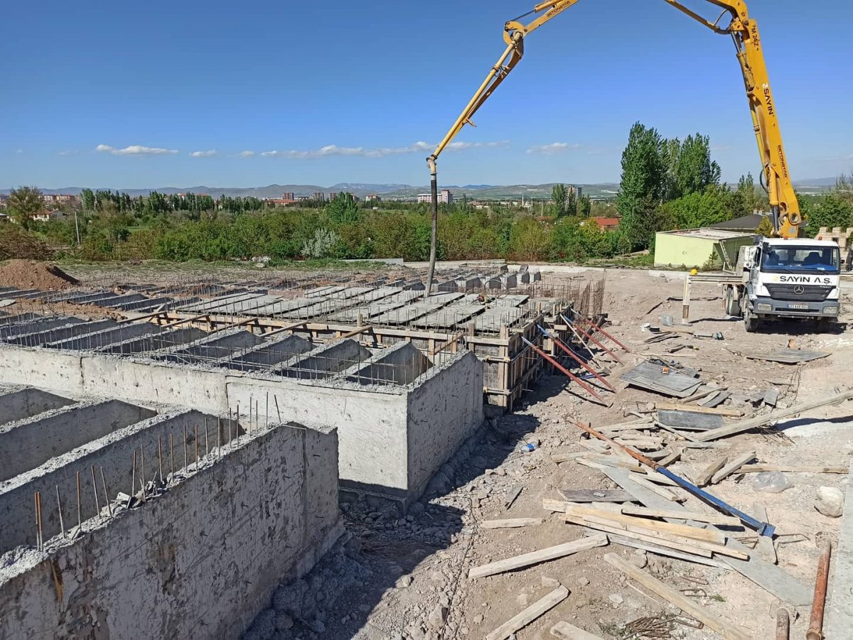 Hasankeyf İnşaat Betoncusu